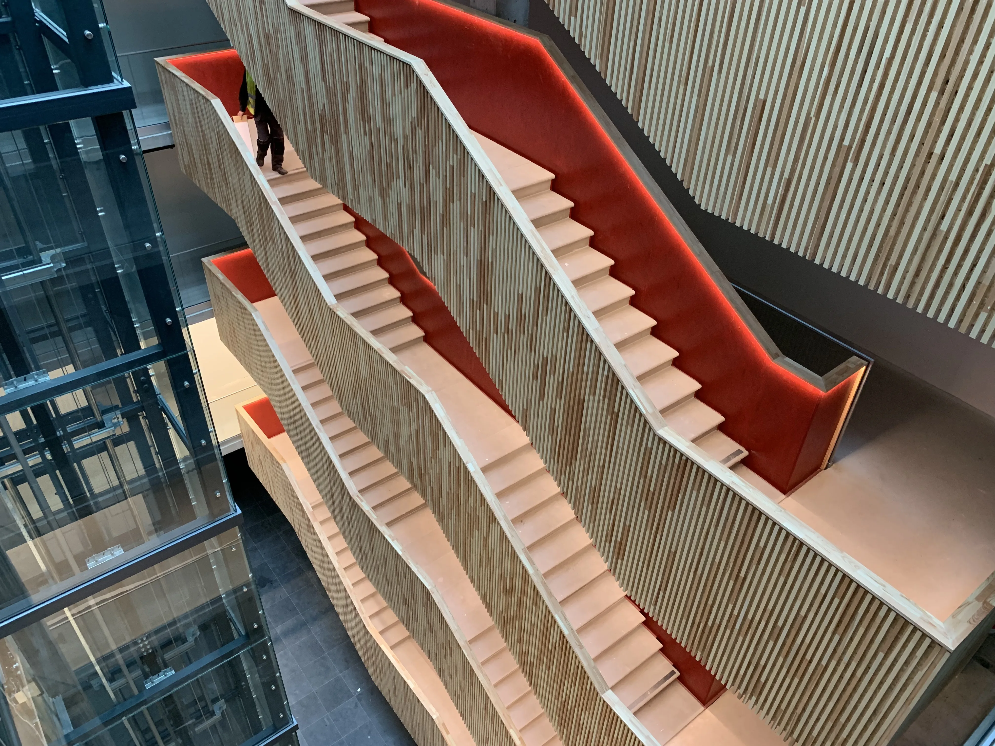 Biroju ēka RED Line — 4