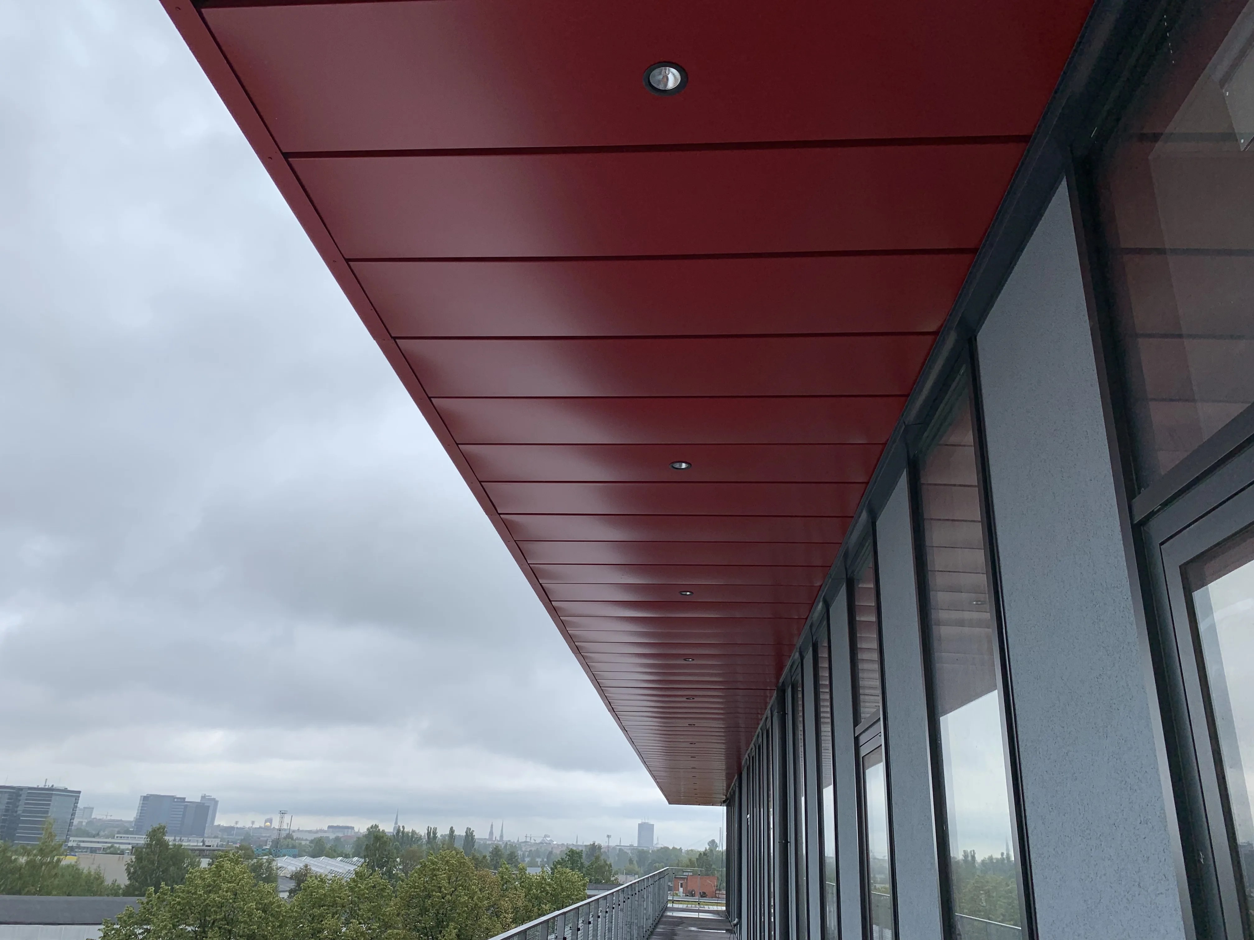 Biroju ēka RED Line — 5