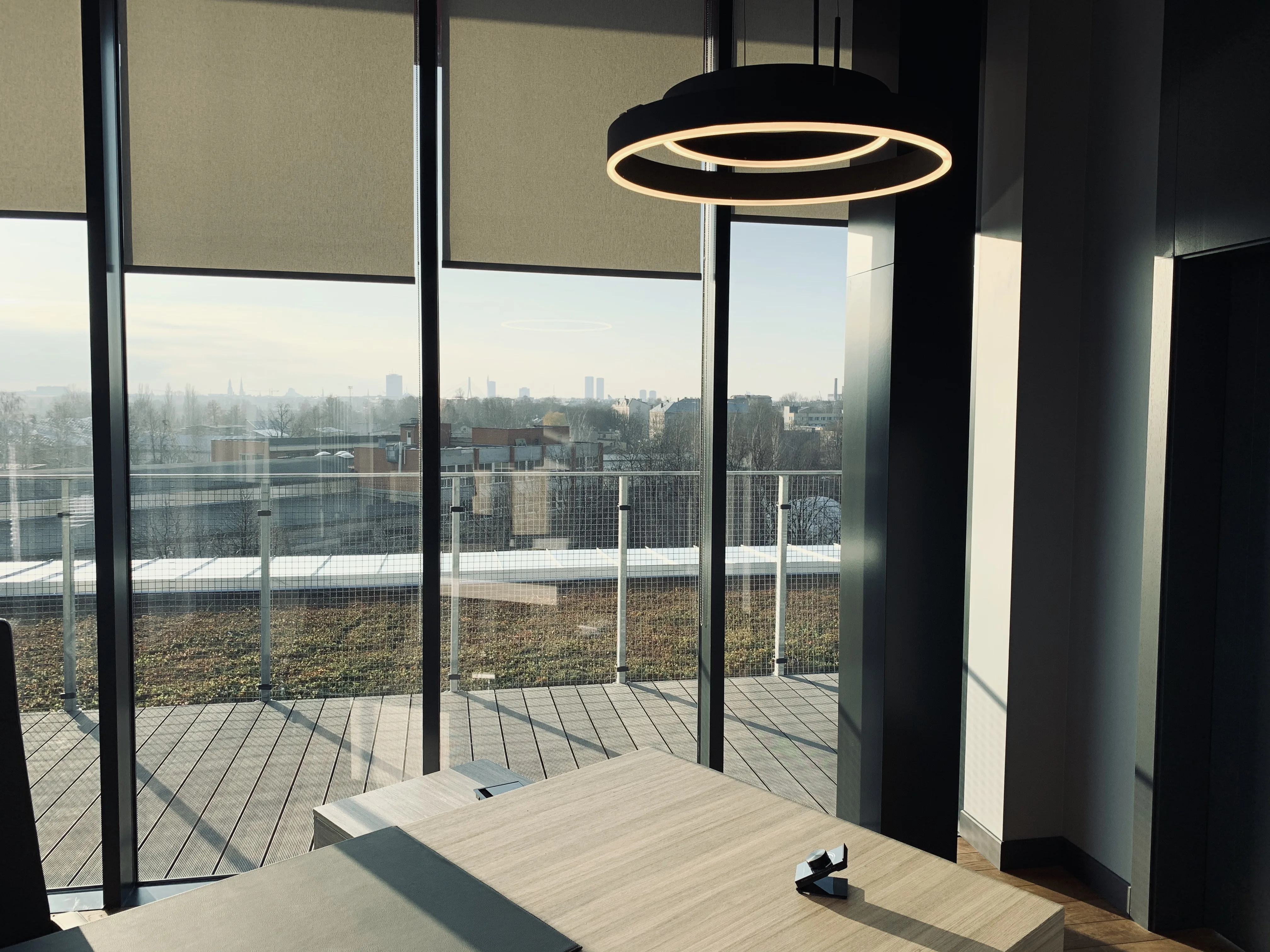 Biroju ēka RED Line — 9