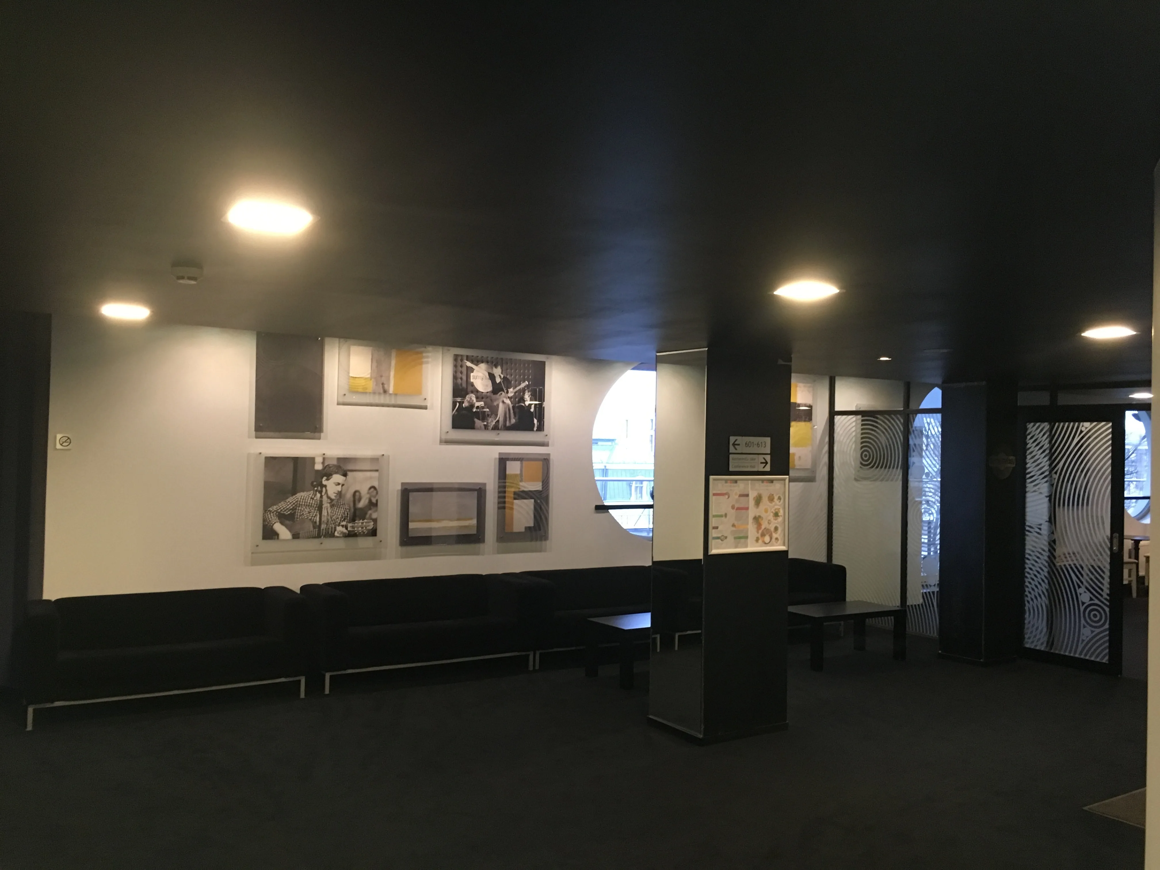 Days Hotel Rīgā — 2