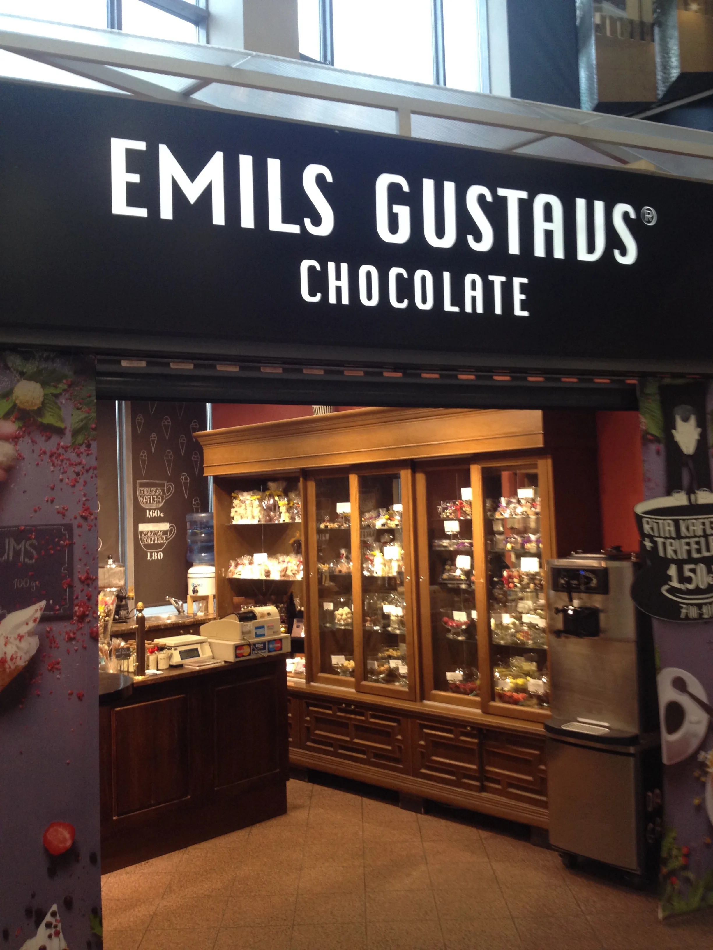 Emīla Gustava Šokolāde – veikals t/c Alfa