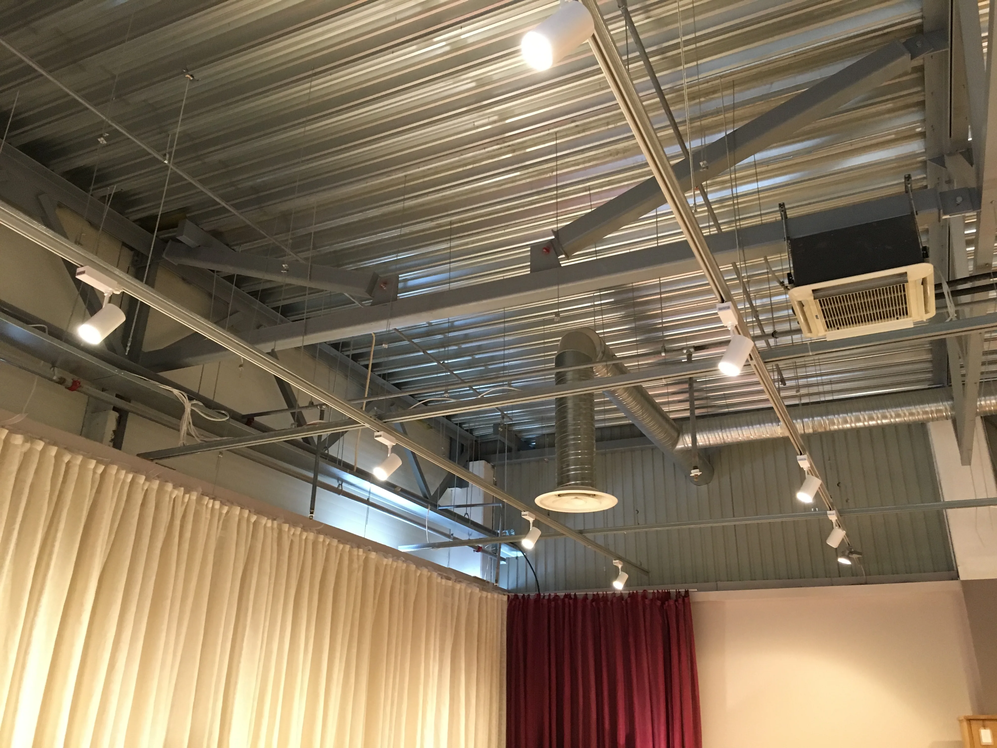 Nakts Mēbeles – t/c Spice, Rīgā — 2