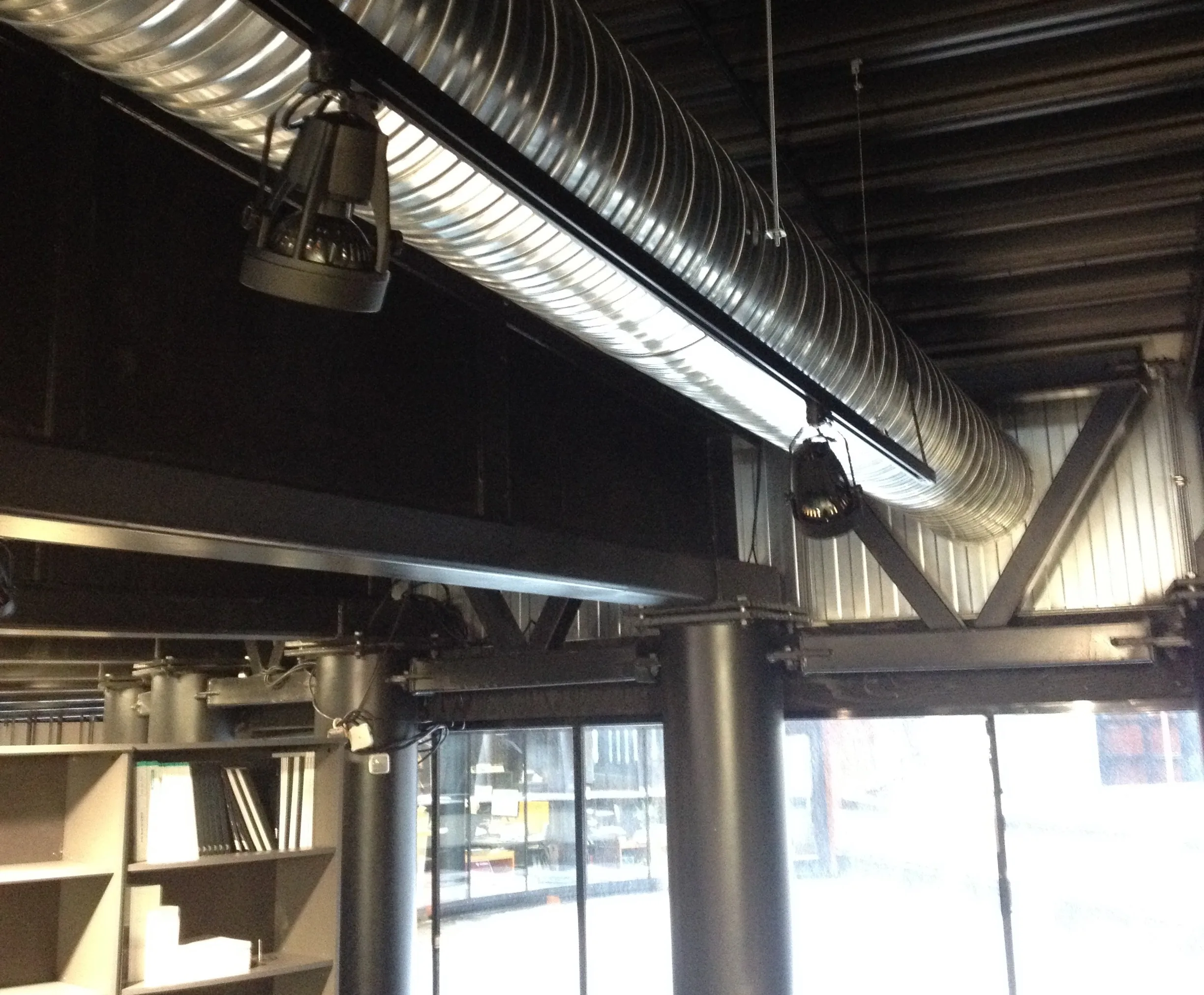 Veikals Komforts, Riga — Track system